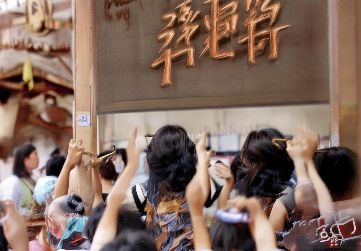 巴西瑞士足球对决：攻势与防守的巅峰对决(图2)